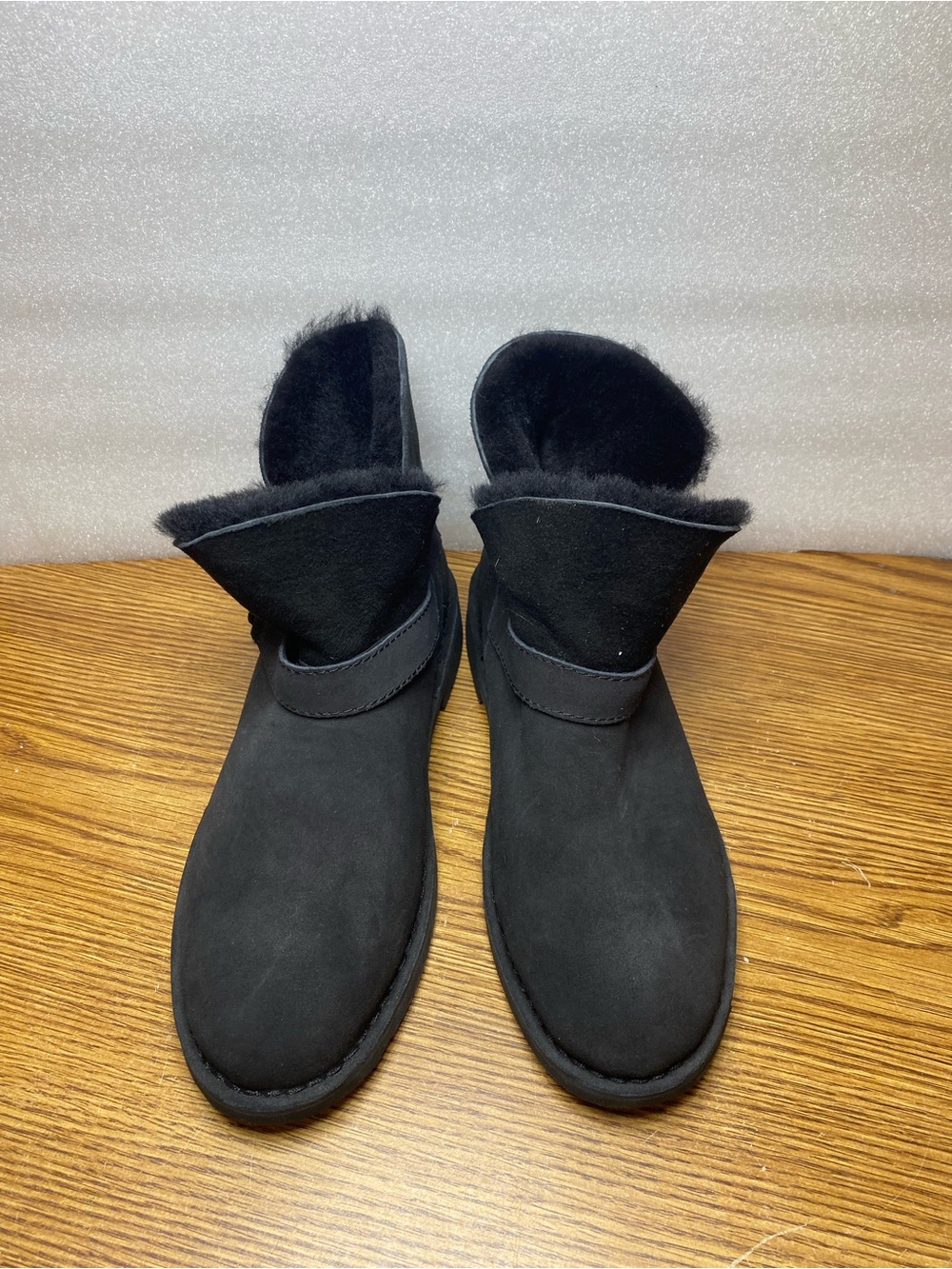 UGG Australia Aubrielle Black Suede Ankle Boots 1120700 Womens size 10.5 New